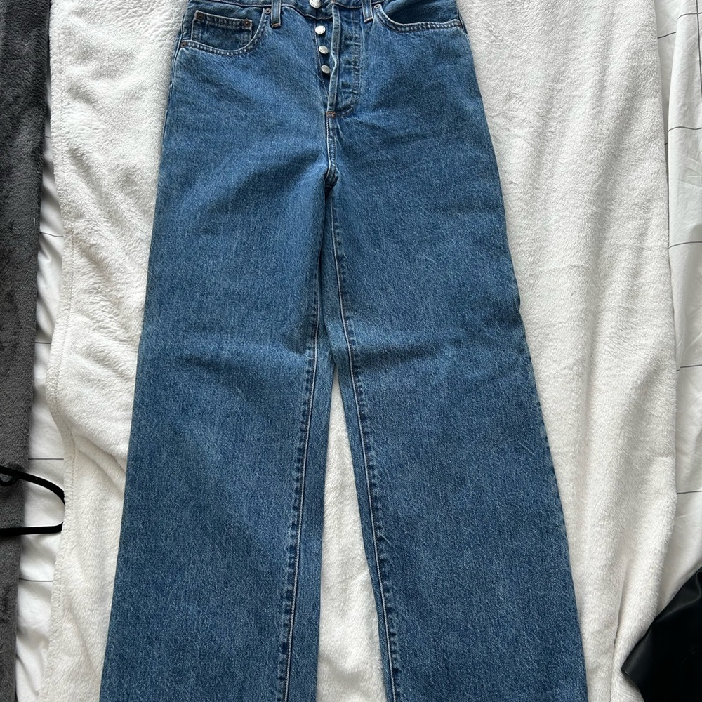Aritzia High Rise Blue Jeans Wide Leg